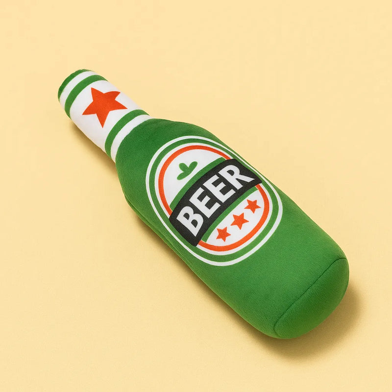 Gioco in peluche per cani a forma di bottiglia di birra verde, resistente ai morsi e con suono divertente