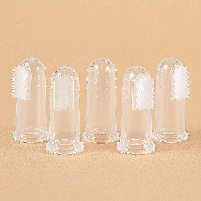 Spazzolini da dito in silicone trasparente per cani – immagine dimostrativa con dettaglio sull’utilizzo per igiene dentale delicata